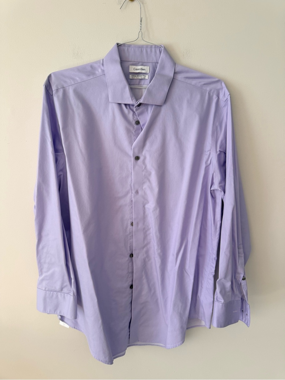 Calvin Klein Men’s Lavender Dress Shirt size 17.5, 32/33, xl